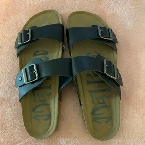 Women’s Sandals